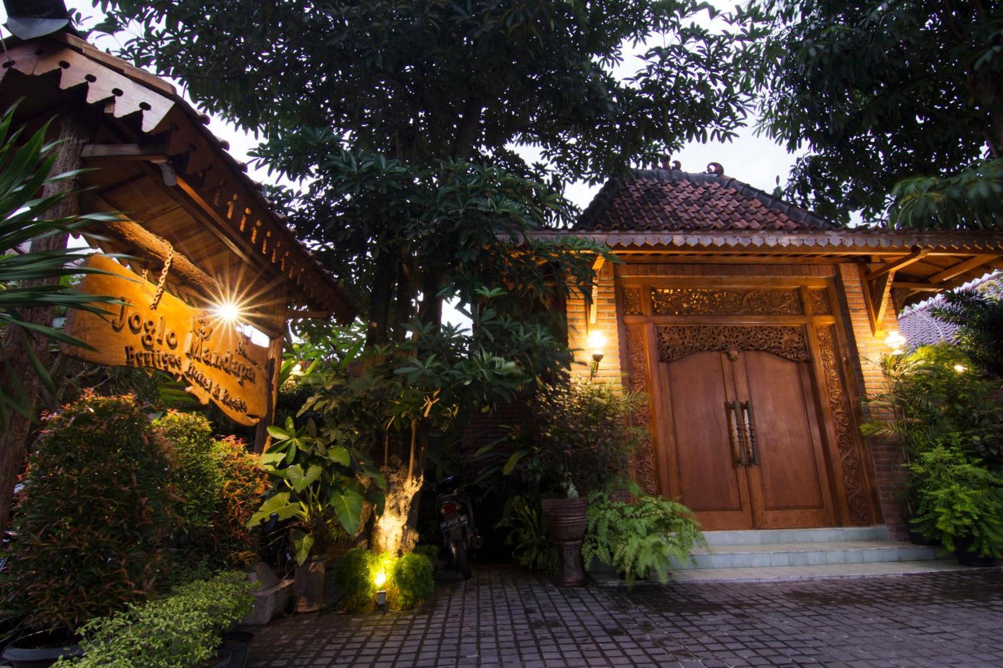 Joglo Mandapa Boutique Hotel Jarakan Экстерьер фото